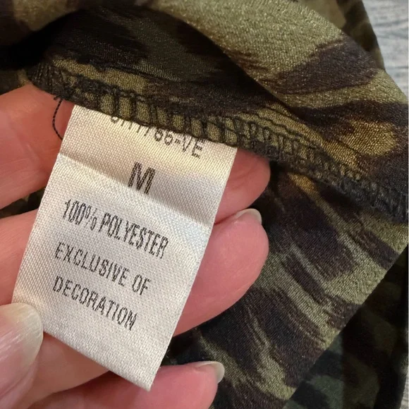 THML Olive Leopard Print Blouse w Tan Embroidered Puff Sleeves Size M - Picture 6 of 10